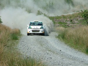 Rally_car_near_Arroch_Hill_-_geograph_org_uk_-_501675