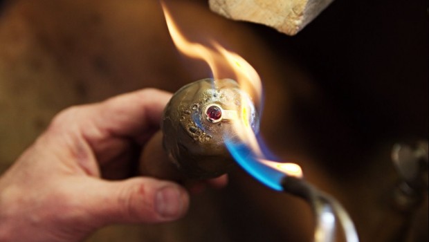 heating_to_remove_from_the_resin