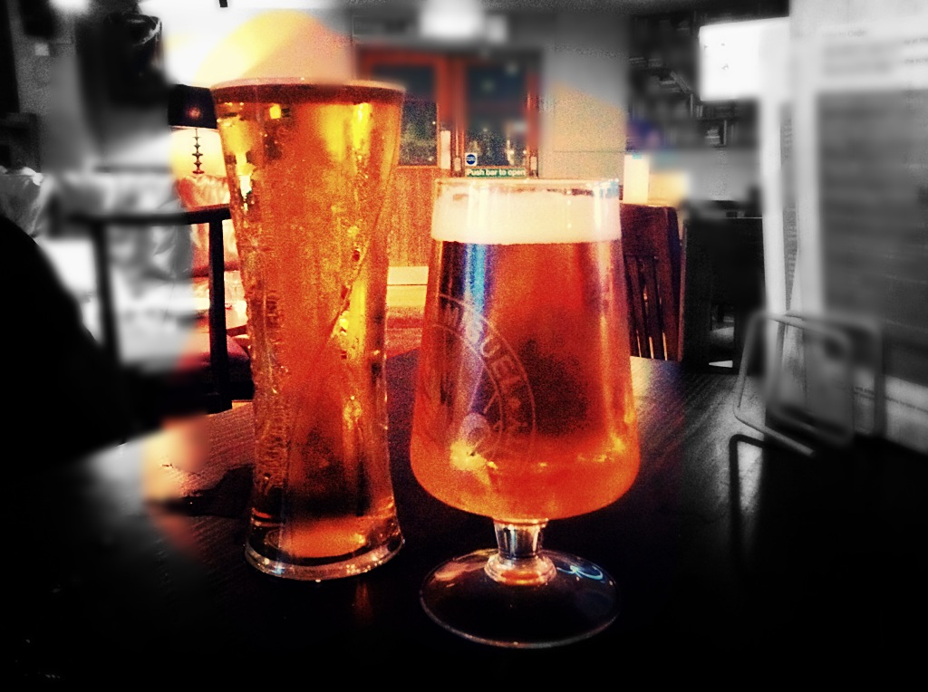 pub chat (beer head)