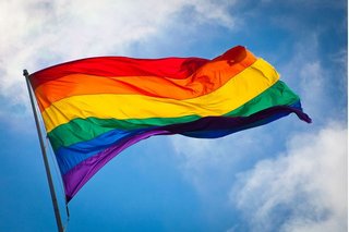 rsz_lgbt-rainbow-flag_100375401_m