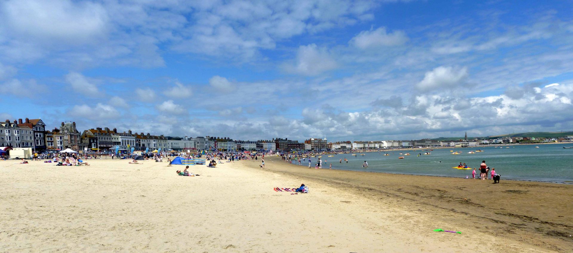 A panoramic photo of Weymouth beach