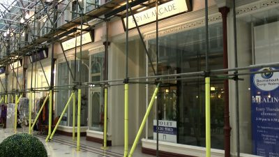 A empty shop to let in the Boscombe Royal Arcade