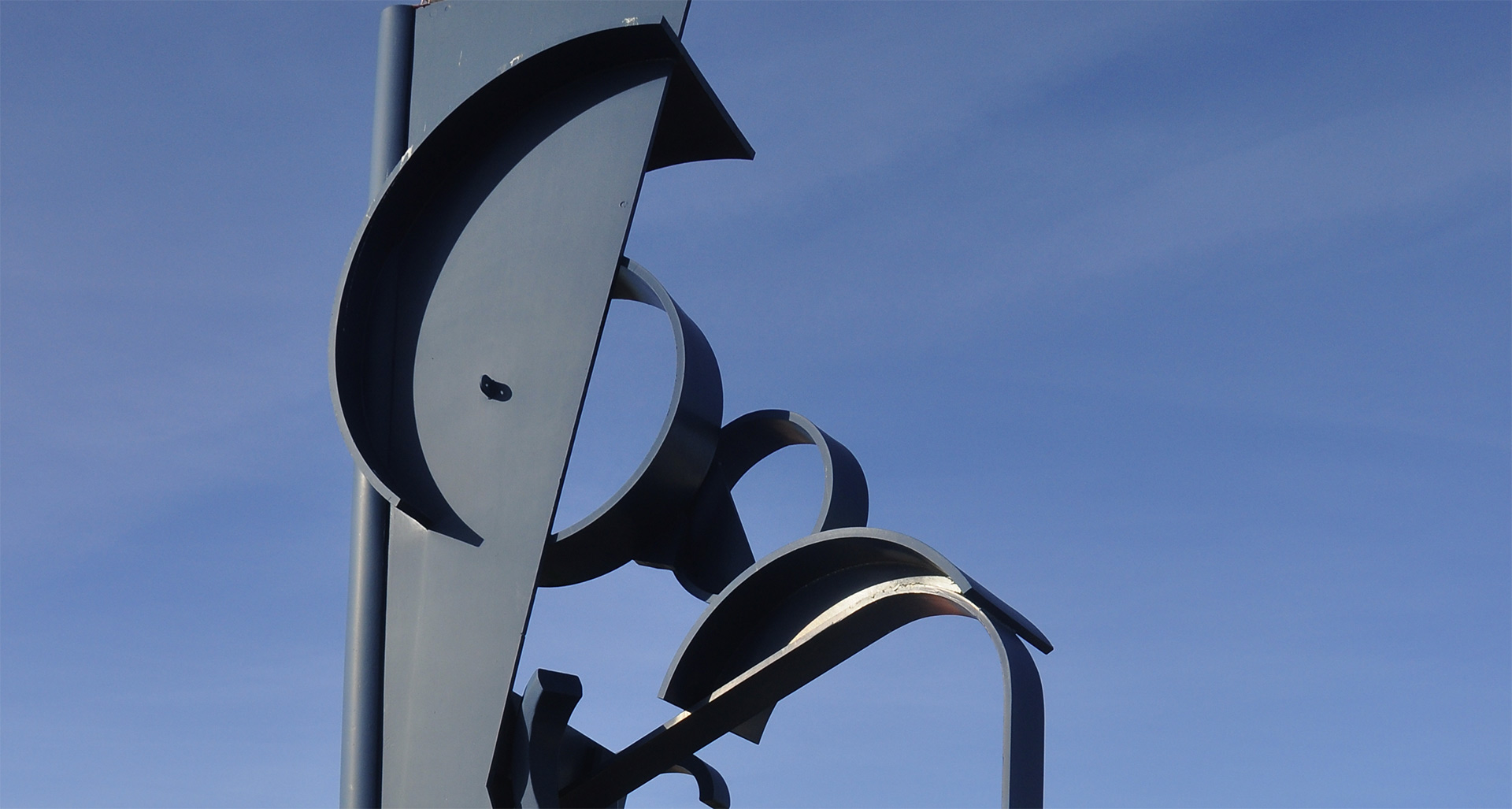 Poole-quay-sculpture