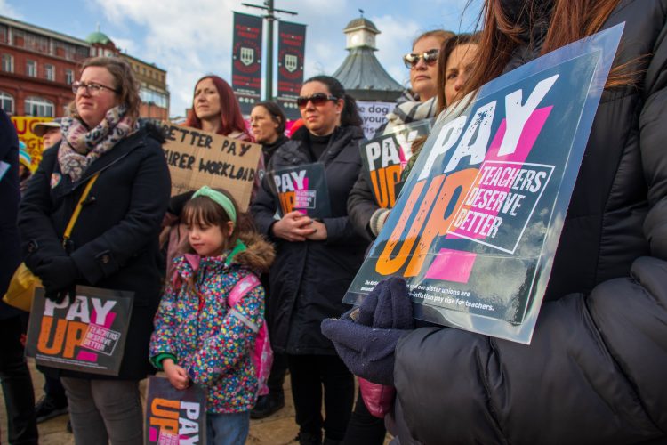 An image of strikers at the rally at Bournemouth Square